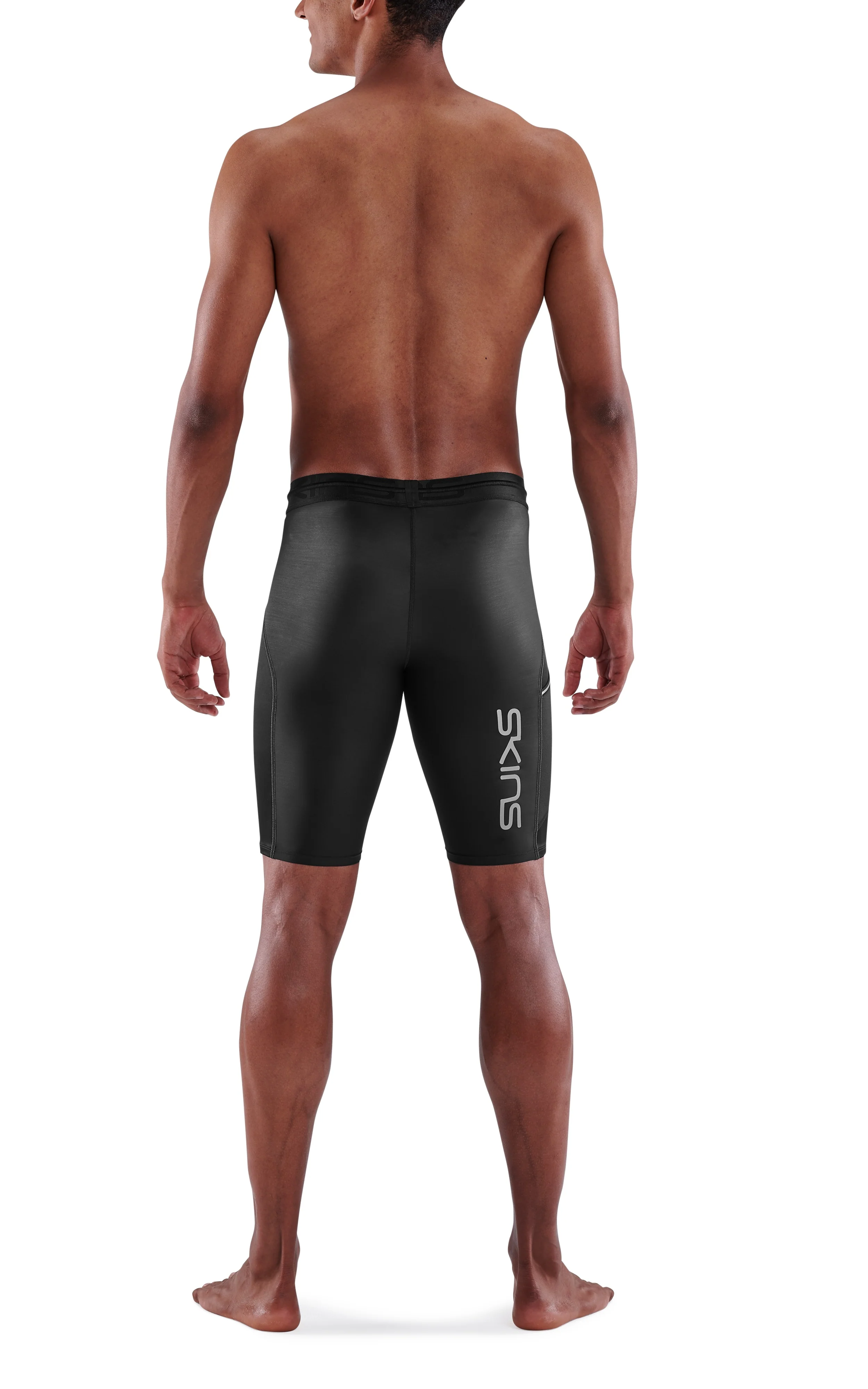 SKINS Men's Compression Half Tights 3-Series - Black - Image 3
